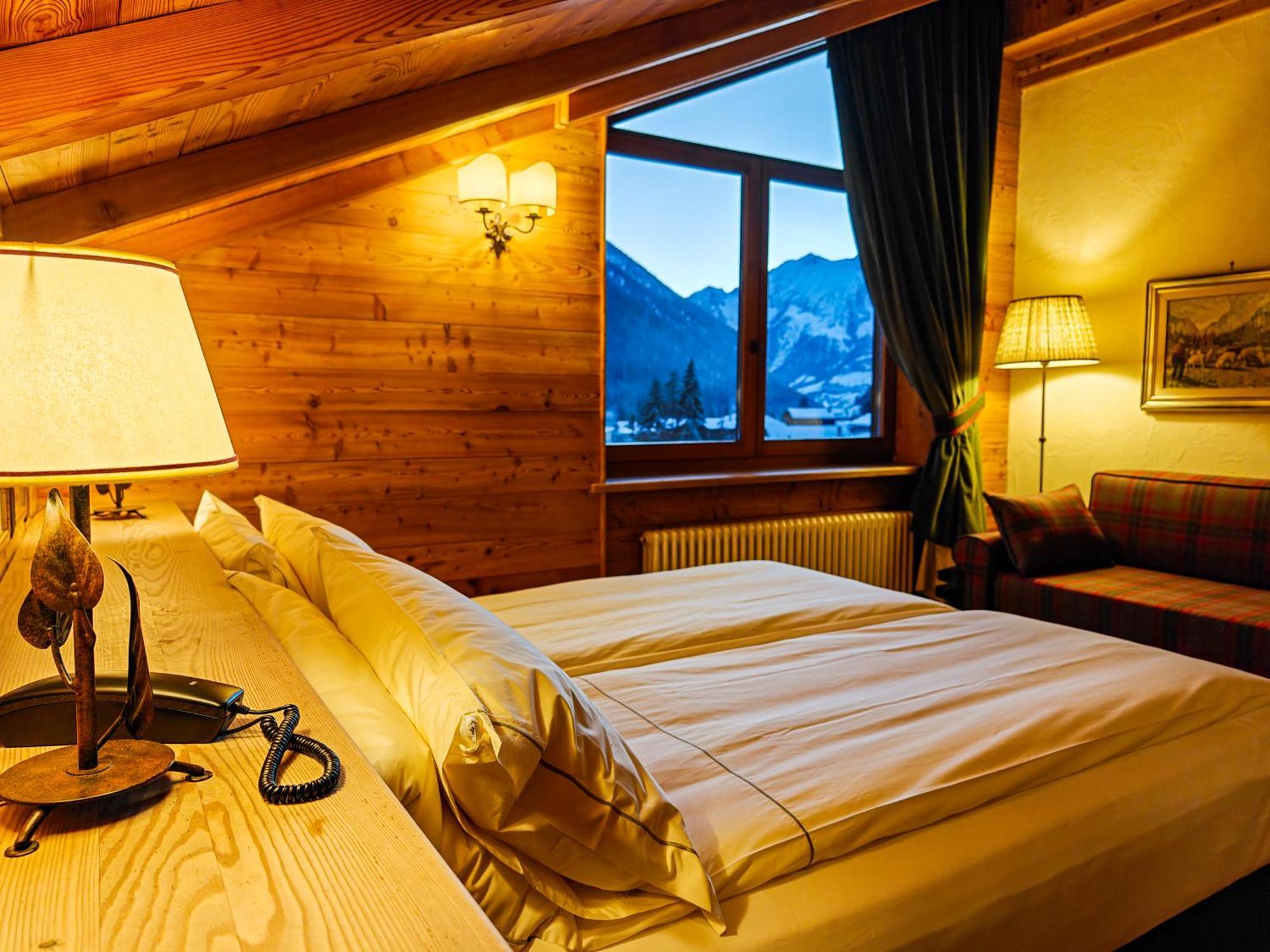 Hotel Breithorn 尚波吕克 外观 照片